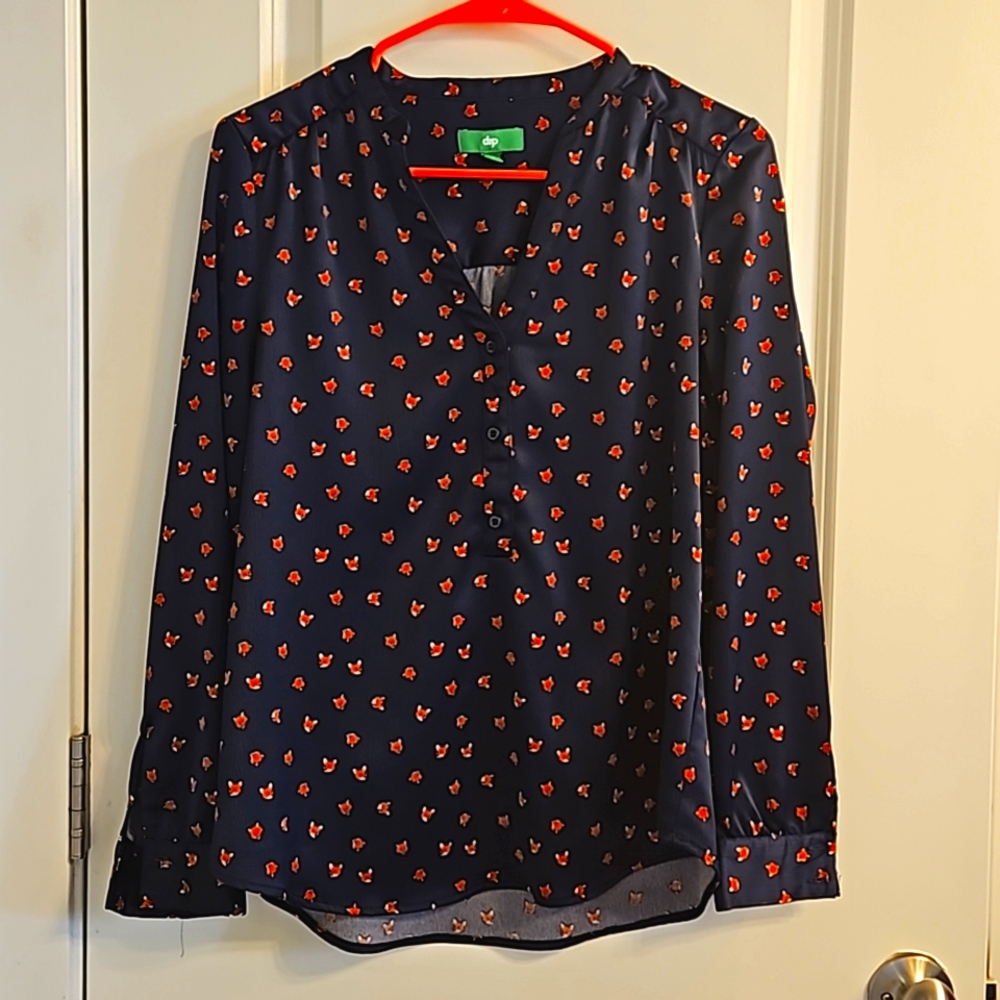 Small Dip Navy Blue blouse